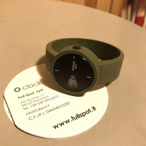 O’Clock silicone wristband watch olive green like new, medium size