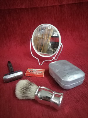 Σετ ξυριστικά vintage εποχής