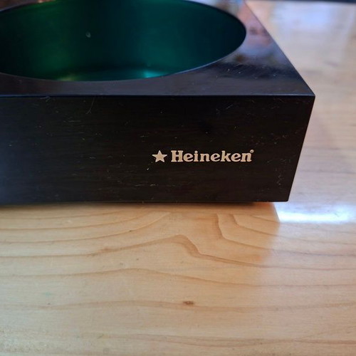 Heineken collectible ashtray and serving tray from 1990 like new