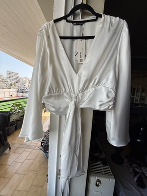 Women's white satin blouse new with zipper and bell sleeves