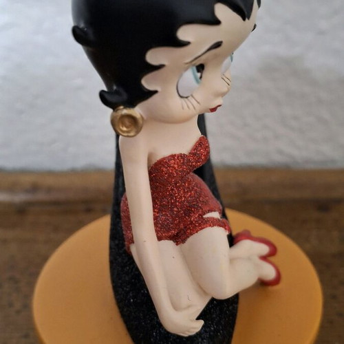 Betty Boop figure with high heel 2004 new