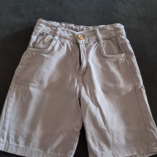 Polo shirt and shorts set for boy size 4 like new