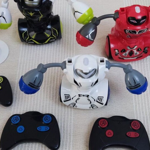SilverLit Robo Kombat remote control robots used