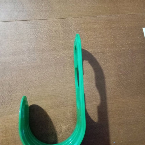 Garden Hose Holder screw-on, new