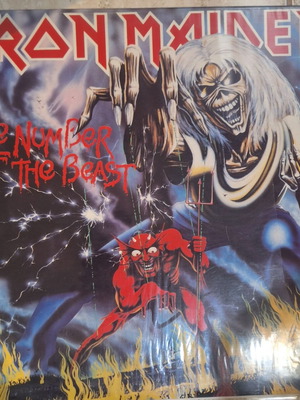 Iron Maiden The Number of the Beast LP първо гръцко издание 1982 като нов