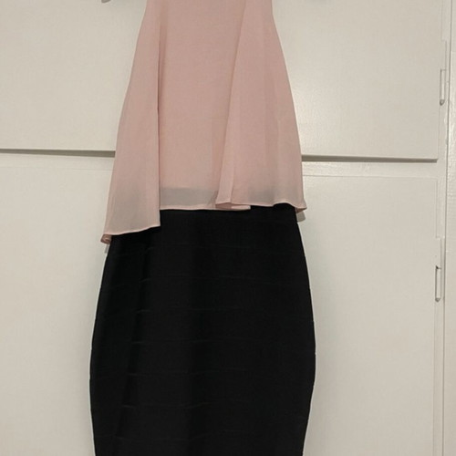 Lipsy London dress with open back like new, black and pink