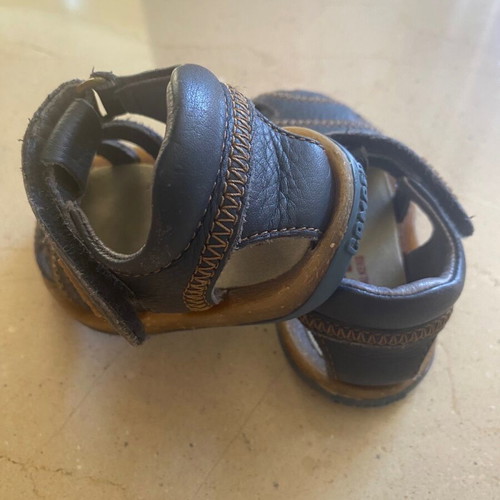 Camper kids sandals like new, blue, size 20