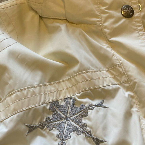 White Chiemsee jacket like new, size M, with embroidered details