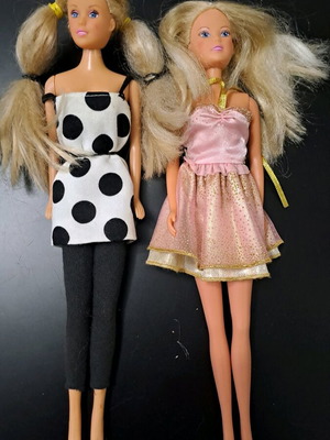 Set of 2 Authentic Simba Steffi Love Dolls used