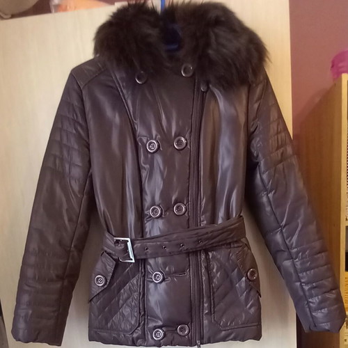 Brown jacket medium size like new with removable fur collar