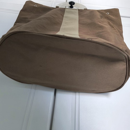 Fabric handbag with plastic handles new, brown