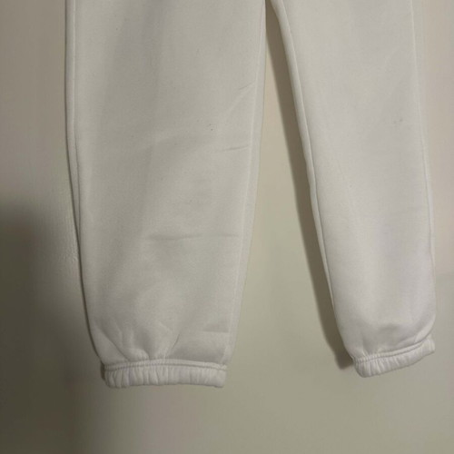 White jogger like new, comfortable and warm sweatpants