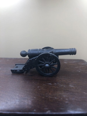 Metal miniature victory cannon used