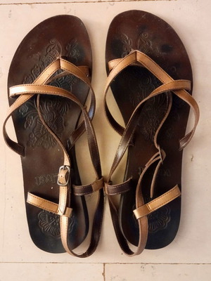 Velvet sandals used, size 41, brown and gold