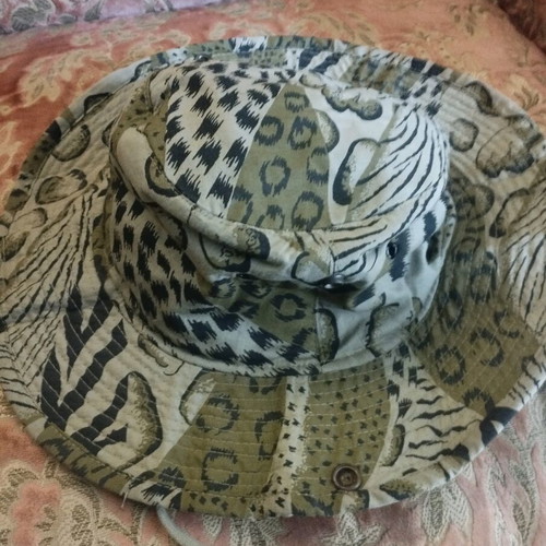 Safari hat used unisex size M