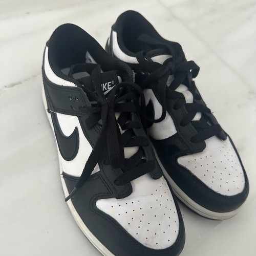 Nike Dunk Kids 35 like new black and white sports shoes