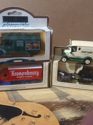 Lledo Days Gone collectible toy cars like new, made in England 89-92