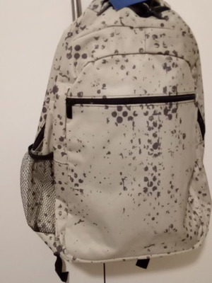 Τσάντα πλάτης καινούργια με καρτελάκι και θήκες