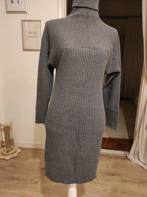 Knitted wool dress used, gray, size S/M