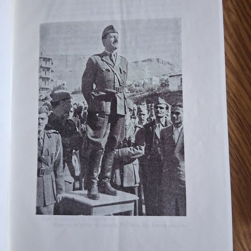 Stefanos Sarafis Apanta, Volumes A and B, ELAS historical memories