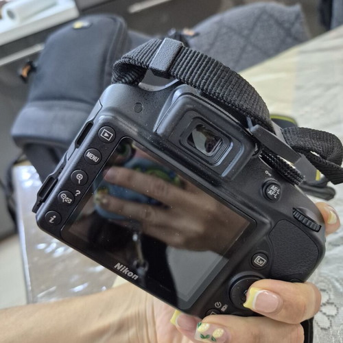 DSLR Nikon D3500 camera