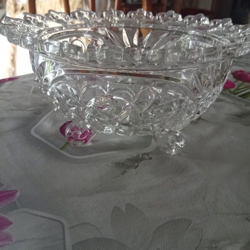 Crystal punch bowl luxury, new, diameter 21cm with carved feet