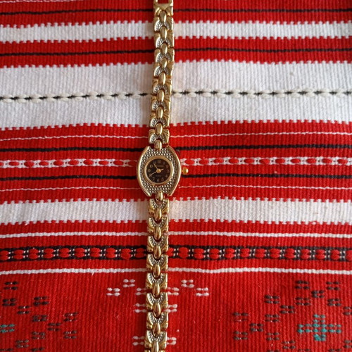 Westair vintage women's wristwatch quartz, like new