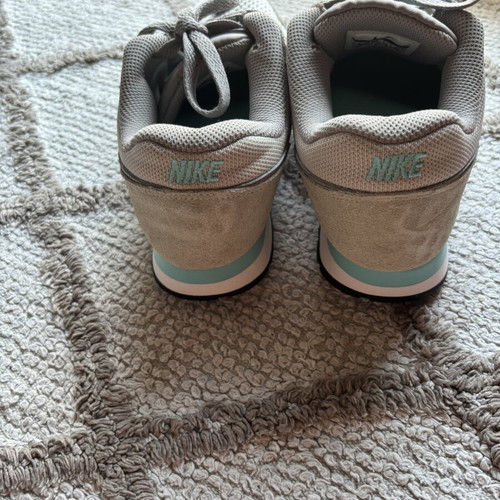 Nike MD Runner women's sneakers like new, gray and turquoise