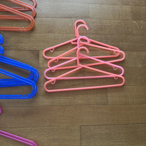 IKEA children's hangers like new, pack of 20