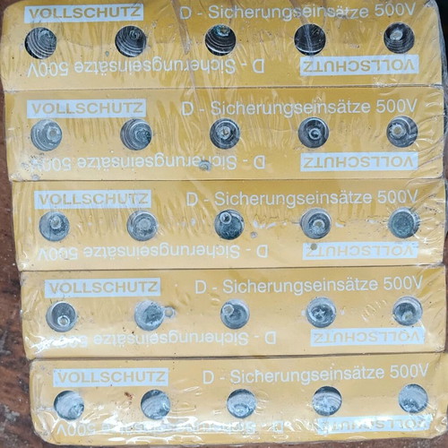 Type D 25A fuses new, pack of 25 pieces
