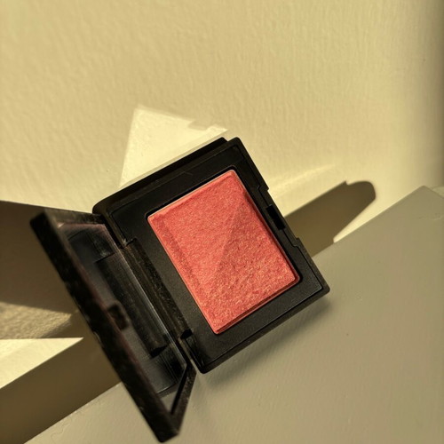NARS Orgasm blush travel size like new 2.5 gr