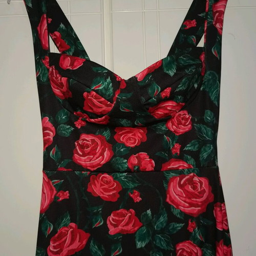 Dress with roses used, fitted, black and red, size S