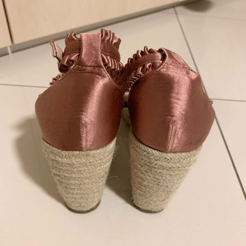 Migato satin dusty pink platforms like new, size 39