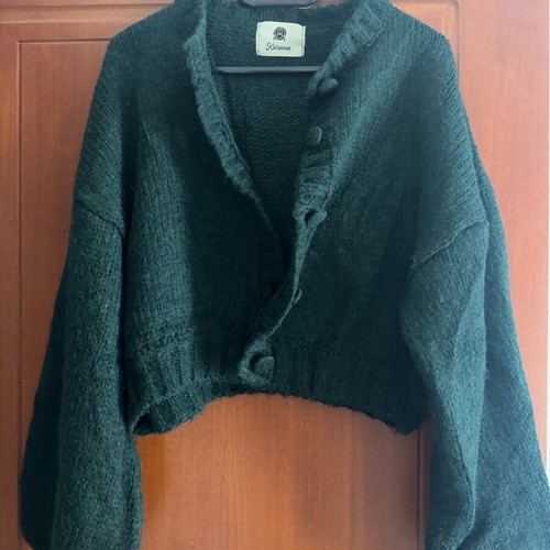 Karavan short cardigan like new, green with puffed sleeves