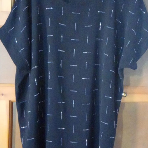 Acme blouse with silver details like new, black XL
