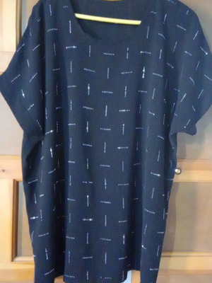 Acme blouse with silver details like new, black XL