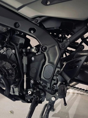 Chassis cap for Tracer and MT Yamaha new GEN3