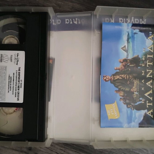 Walt Disney Classics The Emperor's New Groove VHS like new with Greek subtitles