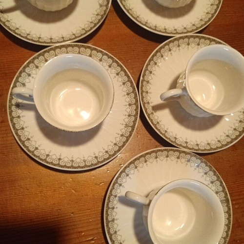 Set of 5 cups with saucers like new for Greek coffee or espresso