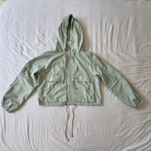 24 Colours jacket size L like new