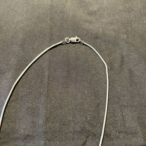 Vintage silver 925 necklace like new, pink and white