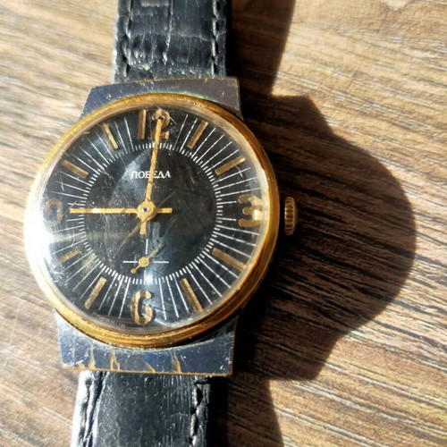 Mechanical wristwatch