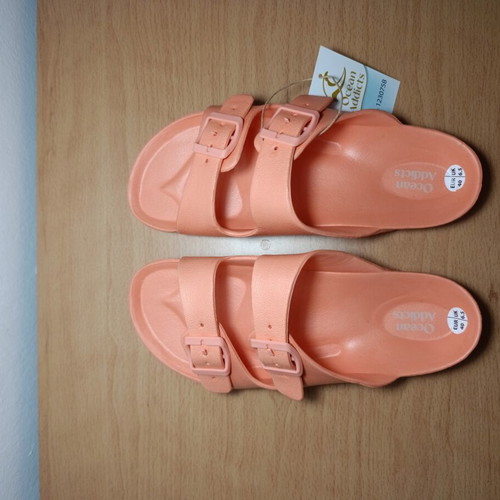 Ocean Addicts women's slippers, coral, adjustable straps