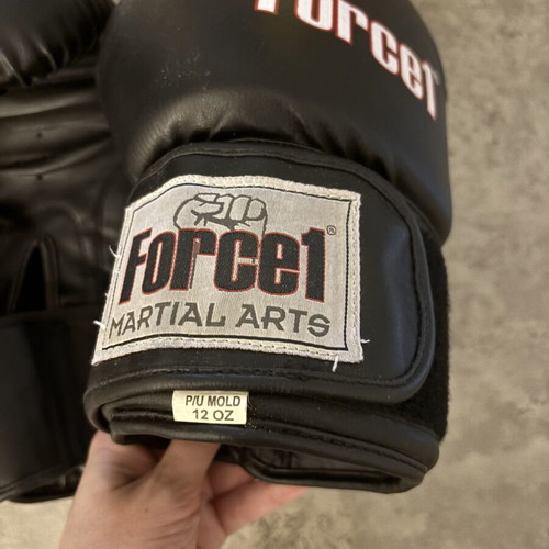 Force1 Martial Arts Boxing Gloves 12oz new, black, velcro