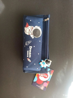 CREA Dream Space school pencil case with 3 compartments and 3D astronaut