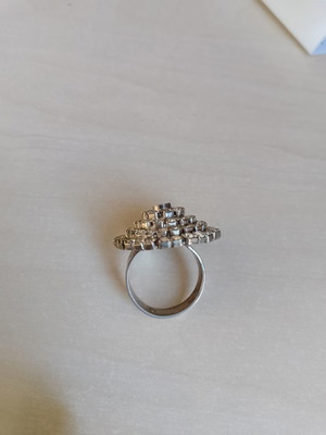 Ring used