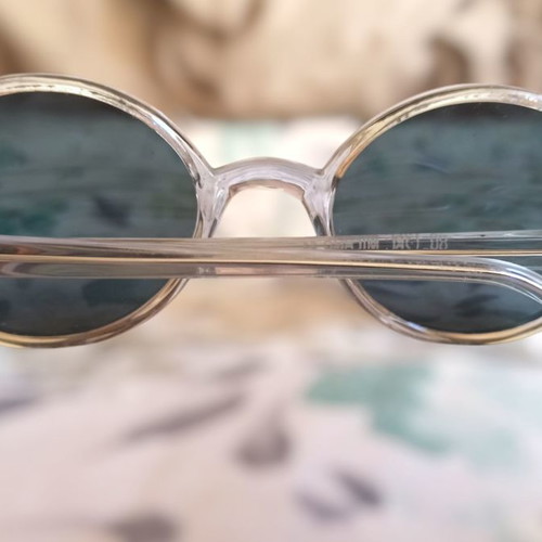 Round sunglasses like new with transparent acetate frame