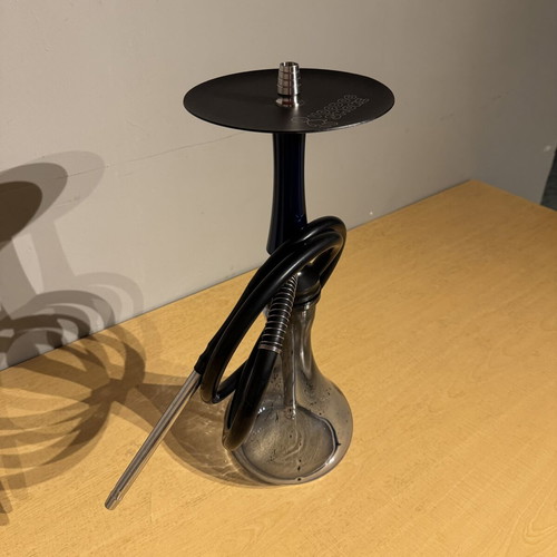 Voodoo professional hookah like new with unique pressure system
