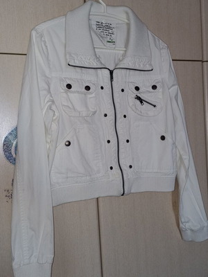White women's lightweight cotton jacket new, medium size