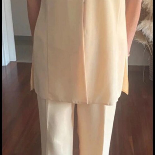 Studio Raxevsky Suit like new, small medium